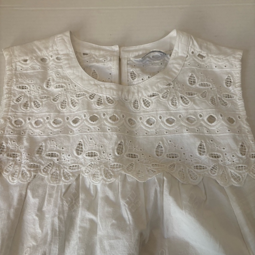 NWT….LUCKY BRAND White Sleeveless Embroidered Top - Picture 7 of 8
